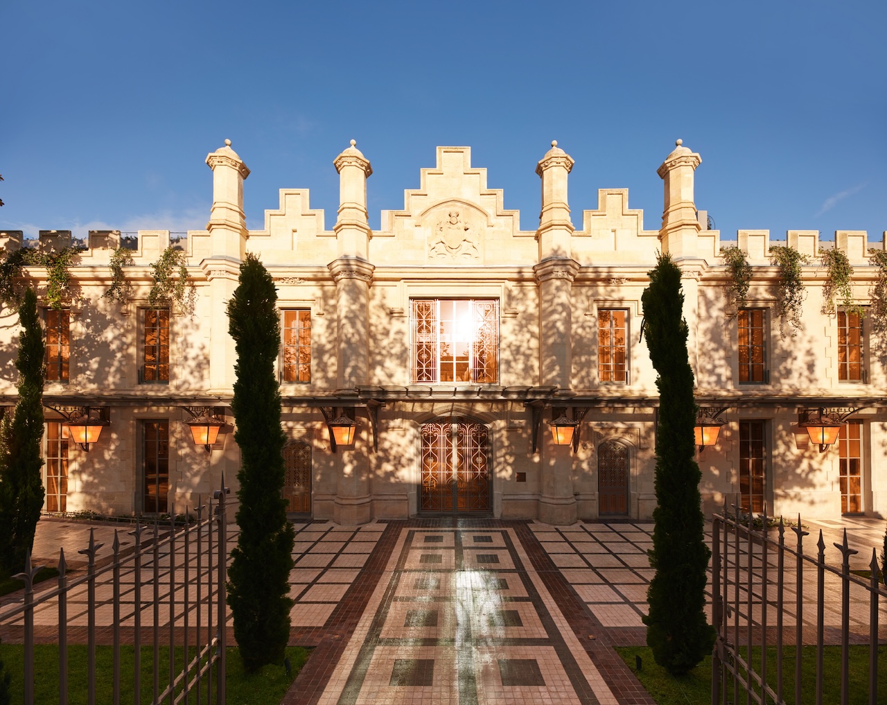 Bordeaux’s Latest Gem: Mondrian Bordeaux Les Carmes