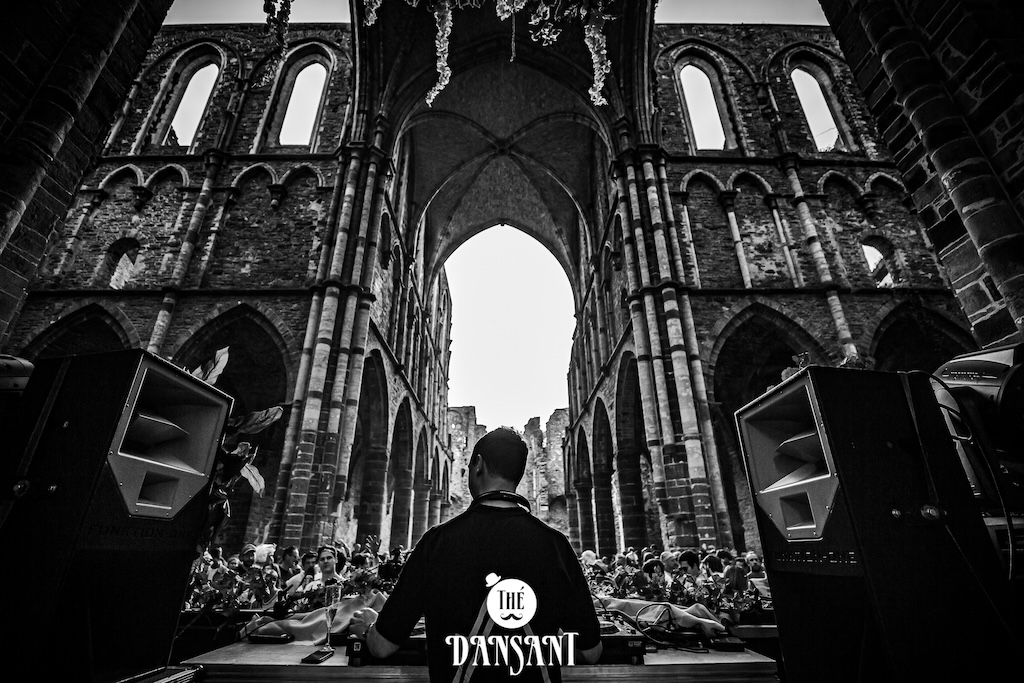 Rings and Ruins: Celebrate 15 Years of Thé Dansant at Villers Abbey (Belgium)