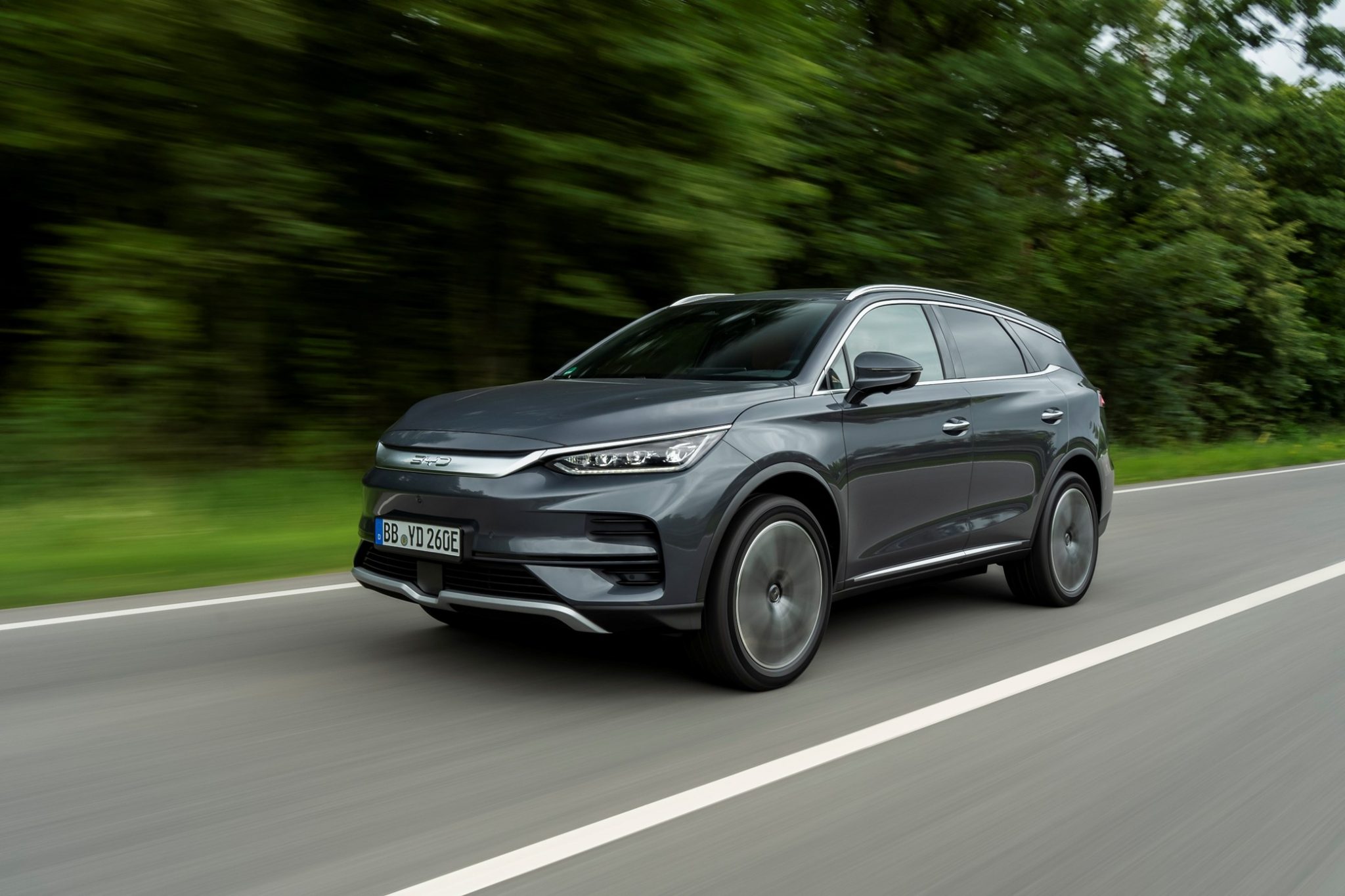 BYD Tang 2024: A Refined Giant for Family Travel