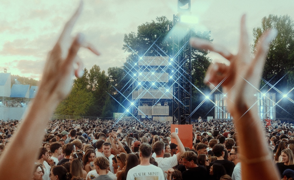 Paradise City Begins With Names