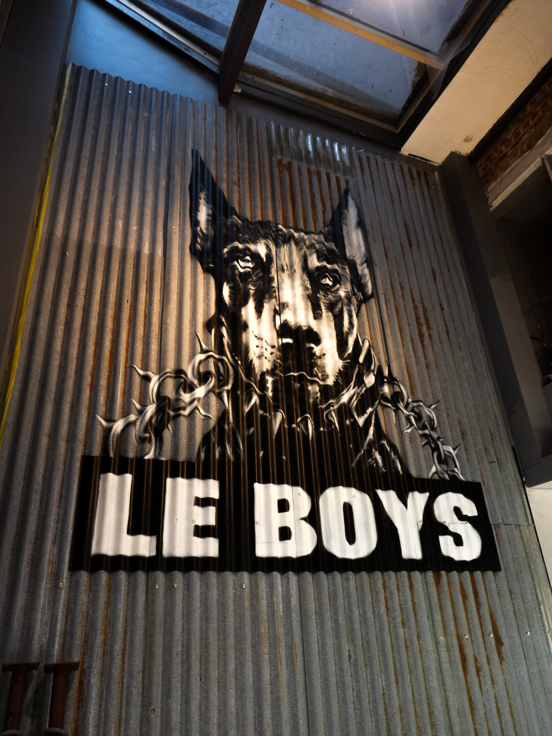 Le BOYS Antwerp. Made for Real Hours.