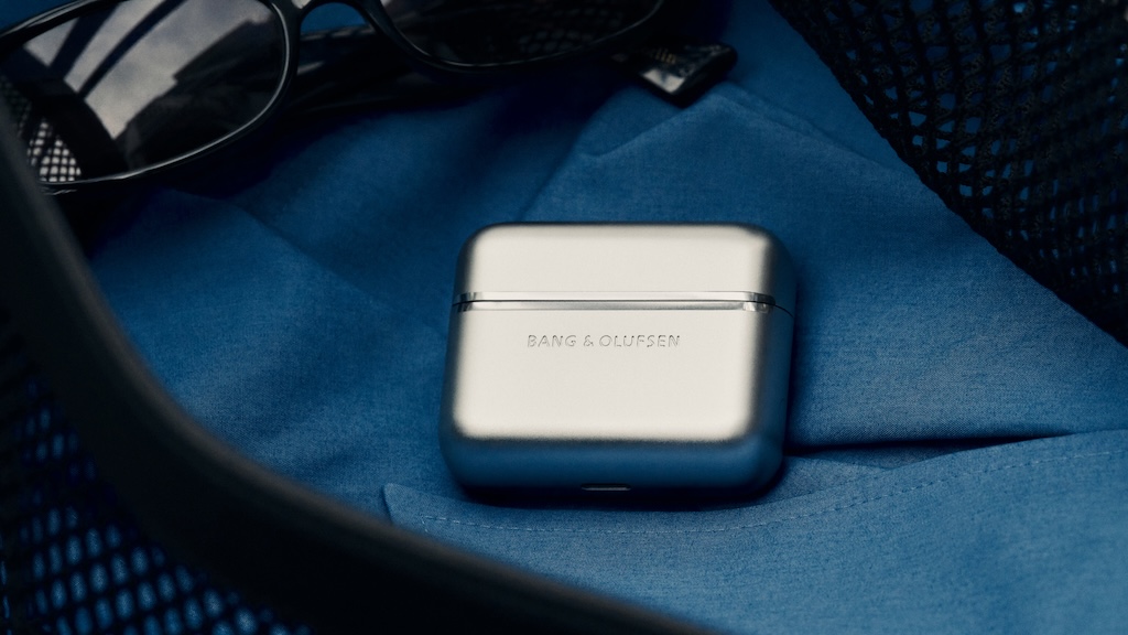 Bang & Olufsen Summer Travel Essential